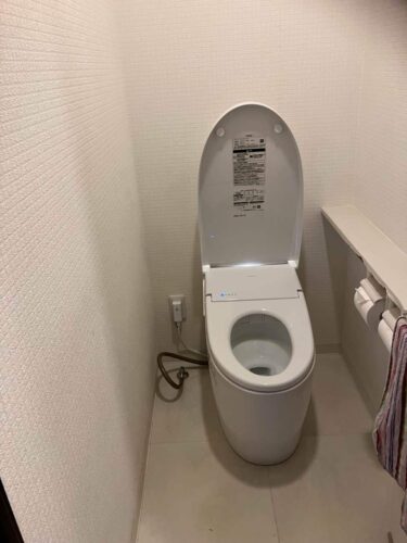 静岡市でにじいろリフォームのトイレ交換工事