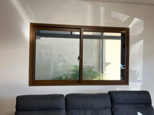 内窓を設置し、断熱性と快適性を高めた住まいへ。